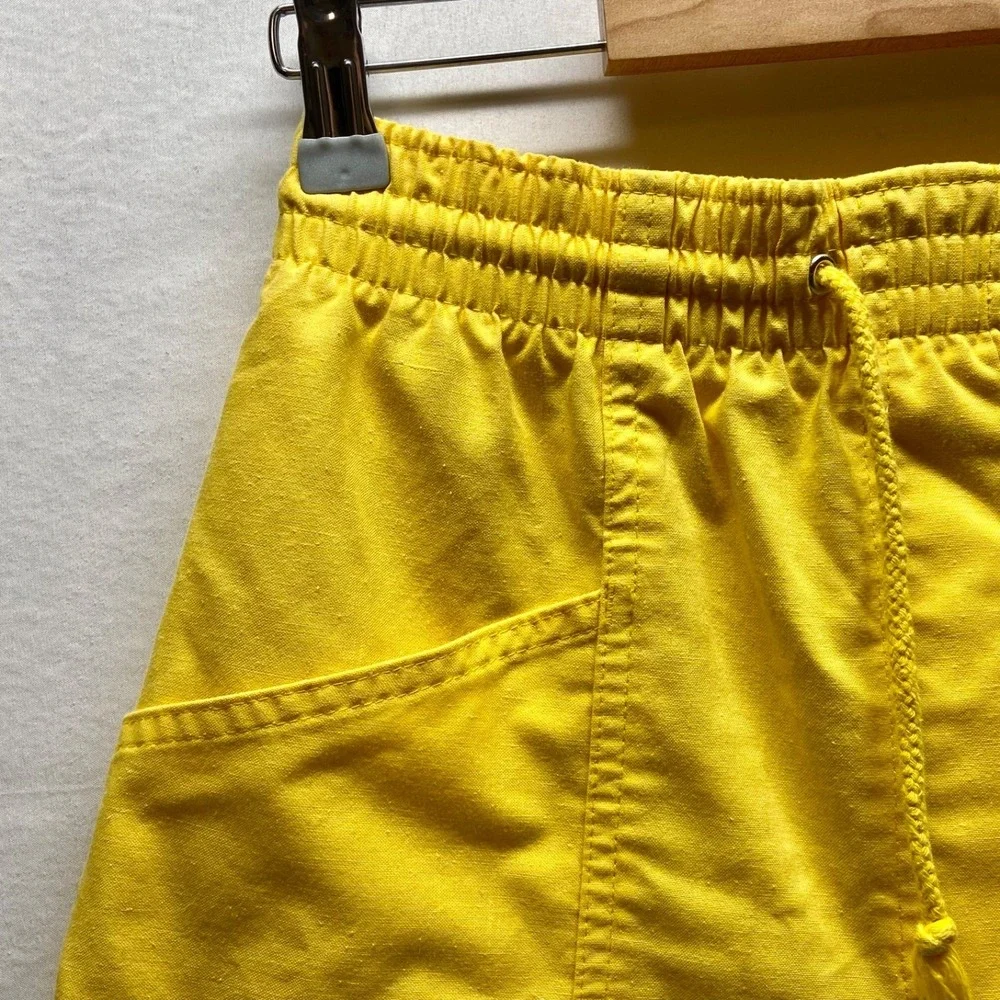 Simply‎ Basic Casual Shorts Women's Small Yellow Elastic Waist Vintage 90's GUC
